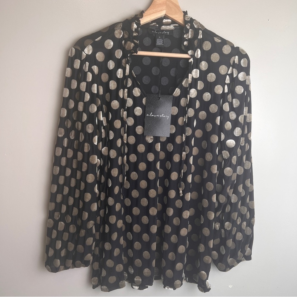 A Love Story Soft Black & Metallic Gold Polkadot Blouse Size 1X NWOT